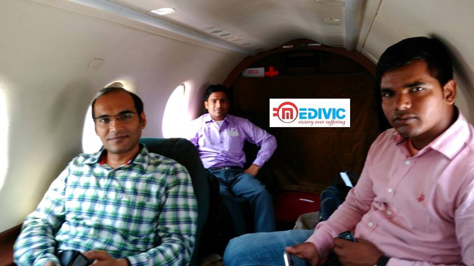 Get Air Ambulance from Kolkata to Delhi by Medivic Aviation
