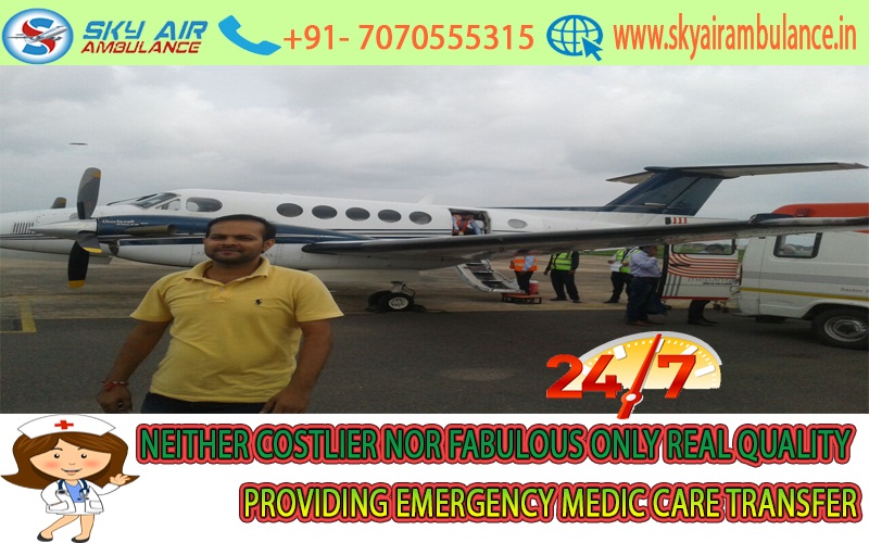 Hi-Tech Air Ambulance from Raipur to Delhi Anytime